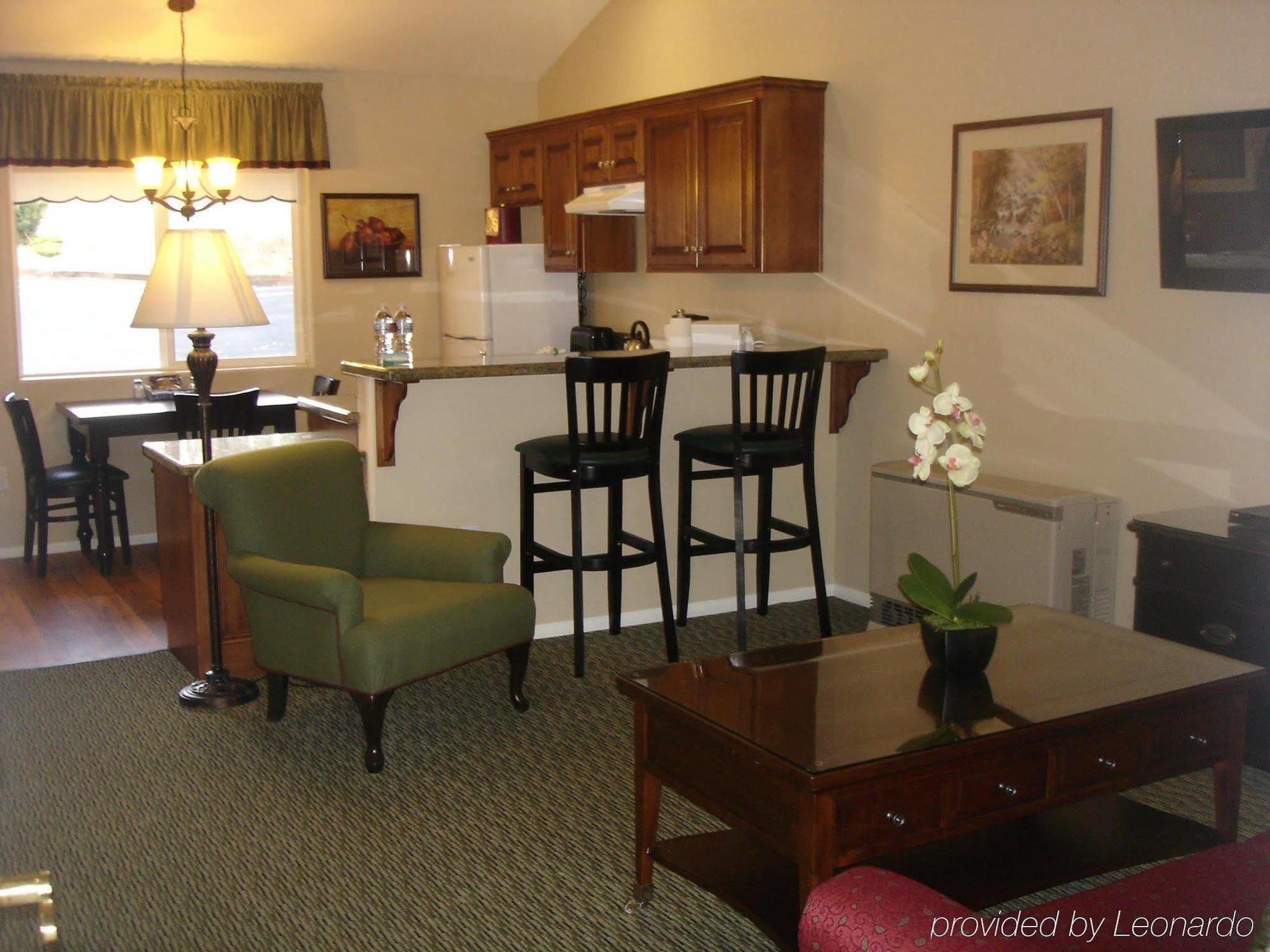 ביג בר לייק Bay Meadows Resort חדר תמונה