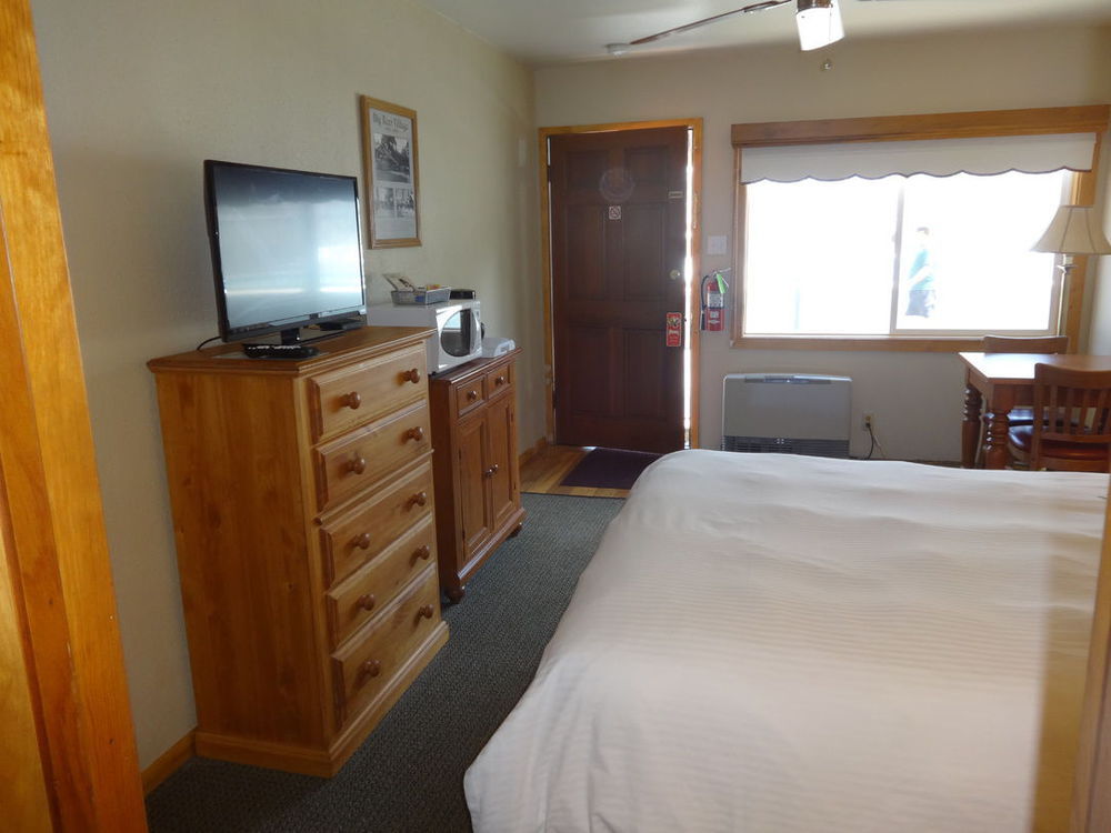 ביג בר לייק Bay Meadows Resort חדר תמונה